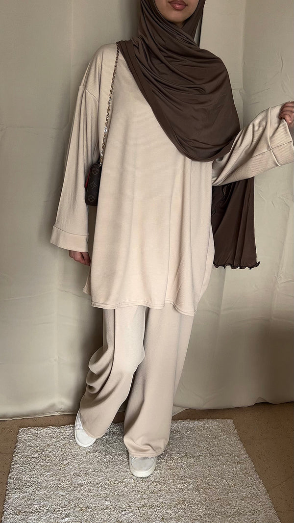 Ensemble long beige
