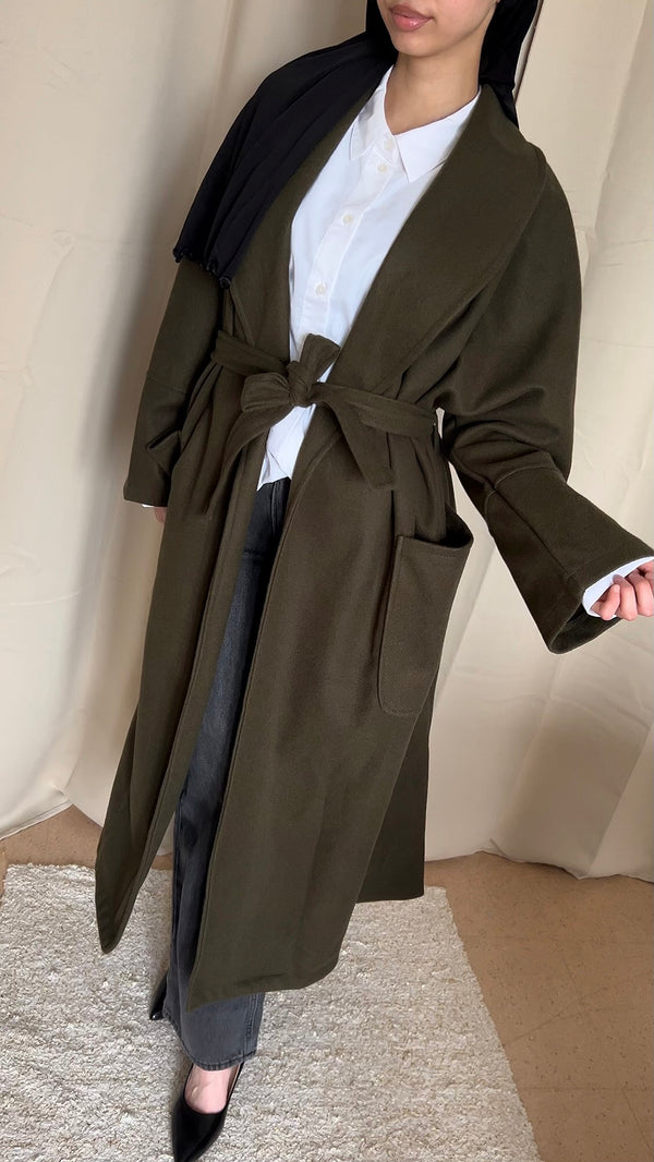 Manteau kaki avec ceinture